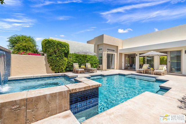 2684 Isabella Way, Palm Springs, CA 92262