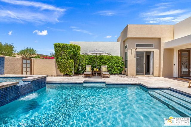 2684 Isabella Way, Palm Springs, CA 92262