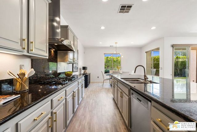 2684 Isabella Way, Palm Springs, CA 92262