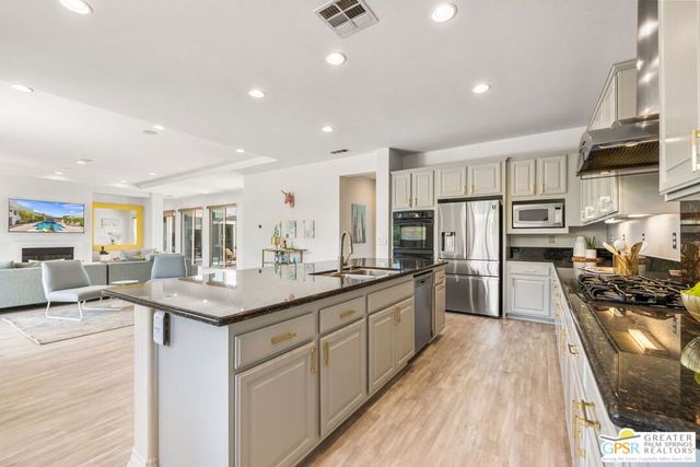 2684 Isabella Way, Palm Springs, CA 92262
