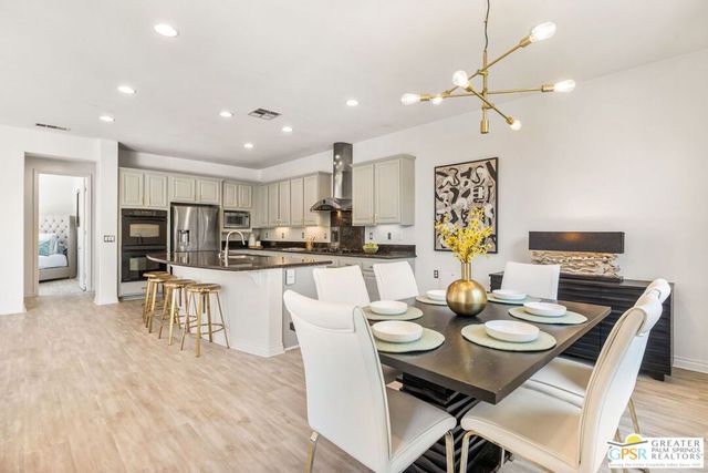 2684 Isabella Way, Palm Springs, CA 92262