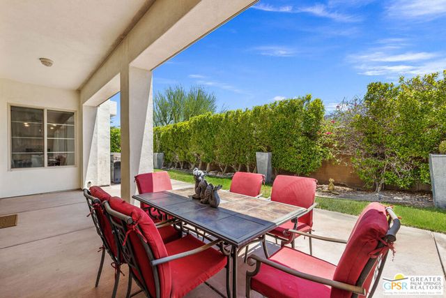 2684 Isabella Way, Palm Springs, CA 92262