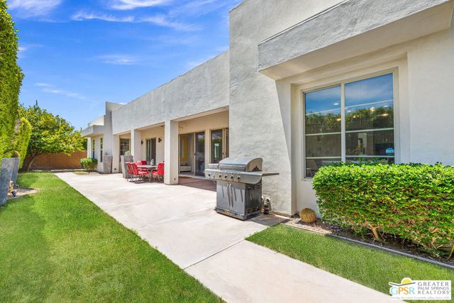 2684 Isabella Way, Palm Springs, CA 92262