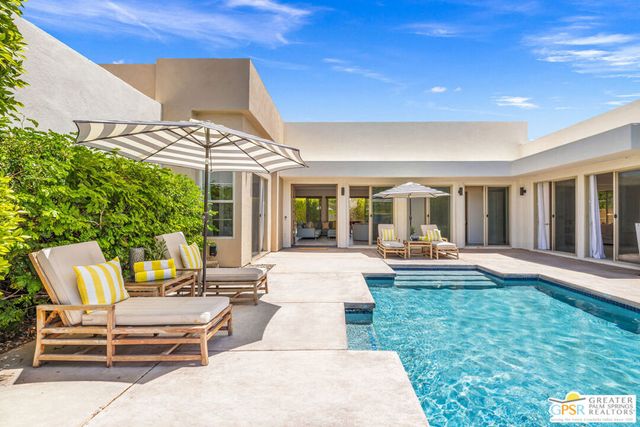 2684 Isabella Way, Palm Springs, CA 92262