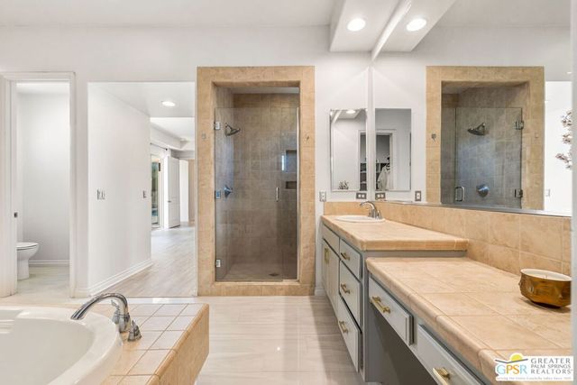 2684 Isabella Way, Palm Springs, CA 92262