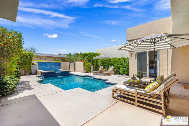 2684 Isabella Way, Palm Springs, CA 92262