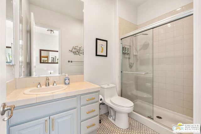 2684 Isabella Way, Palm Springs, CA 92262