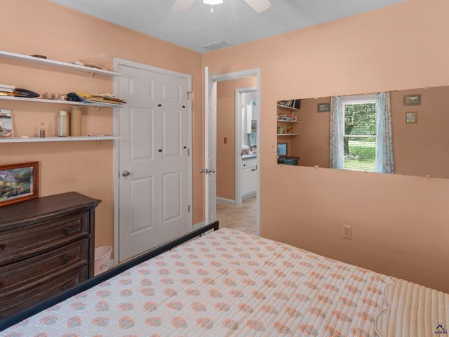 109 Summerfield Drive, Mcdonough, GA 30253