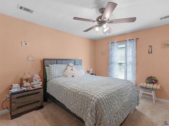 109 Summerfield Drive, Mcdonough, GA 30253