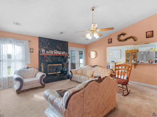 109 Summerfield Drive, Mcdonough, GA 30253