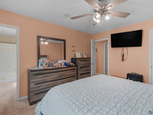 109 Summerfield Drive, Mcdonough, GA 30253