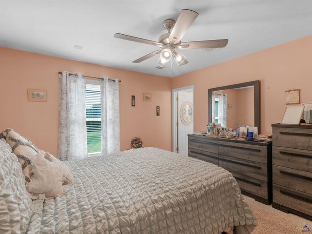 109 Summerfield Drive, Mcdonough, GA 30253