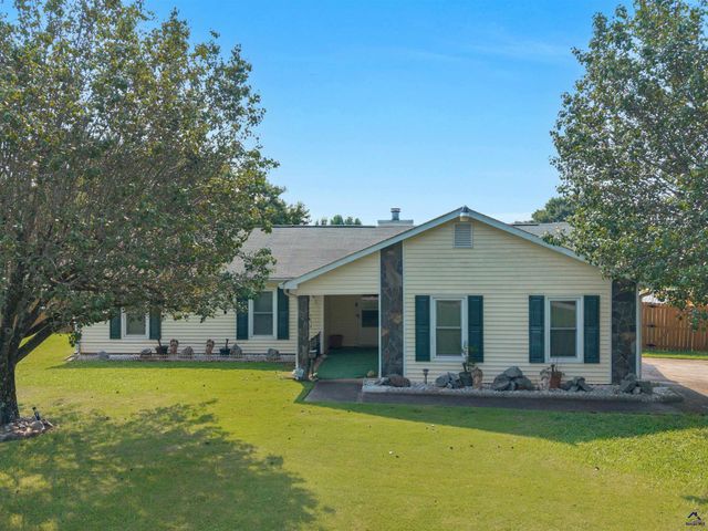 109 Summerfield Drive, Mcdonough, GA 30253