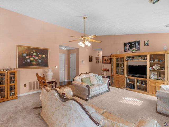 109 Summerfield Drive, Mcdonough, GA 30253