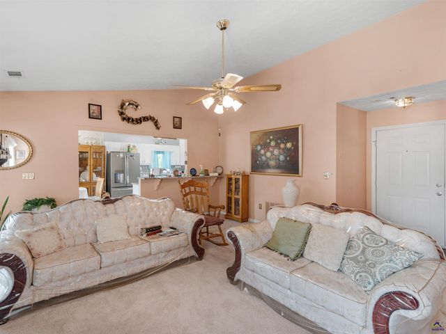 109 Summerfield Drive, Mcdonough, GA 30253