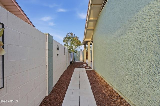 20018 N 124TH Drive, Sun City West, AZ 85375