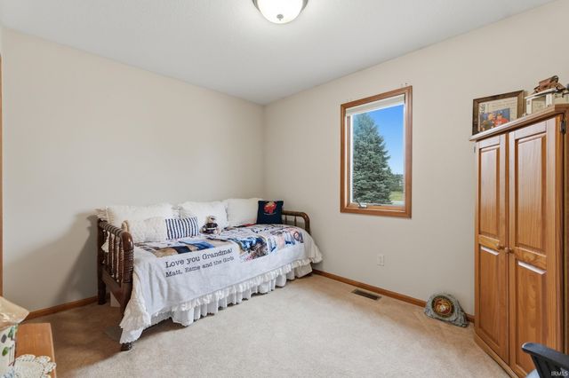 828 Amber Willow Way, Huntertown, IN 46748