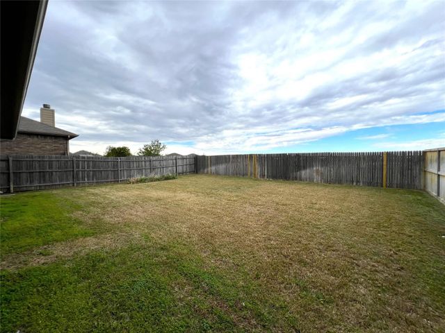 412 Copper Ridge Road, Fort Worth, TX 76052