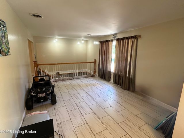 234 Northridge Dr, Bedford, KY 40006