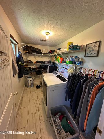 234 Northridge Dr, Bedford, KY 40006