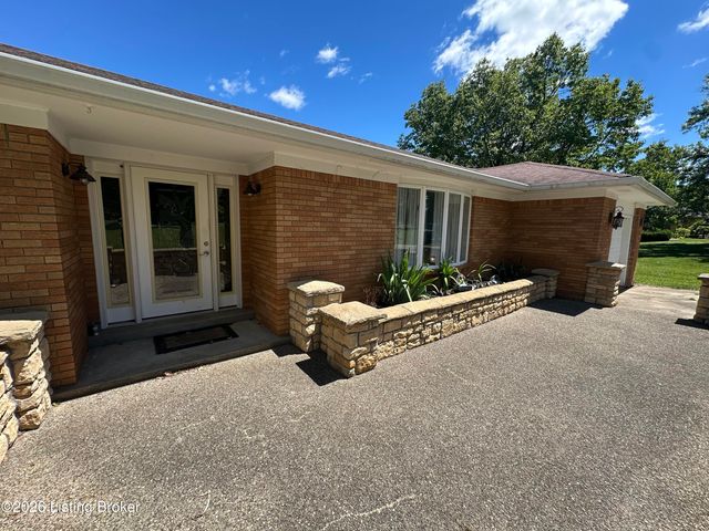 234 Northridge Dr, Bedford, KY 40006