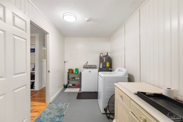 505 Bear Dr, Gulf Breeze, FL 32561