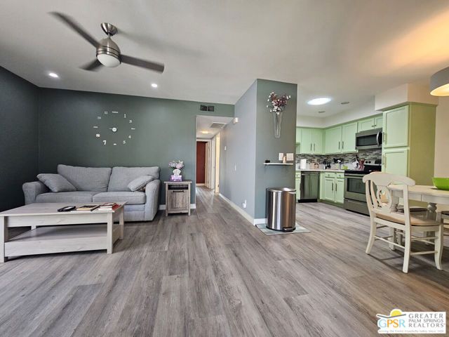 1333 Sunflower Circle, Palm Springs, CA 92262