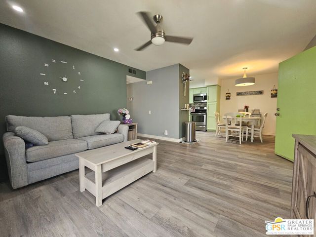 1333 Sunflower Circle, Palm Springs, CA 92262