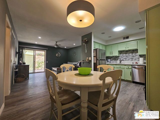 1333 Sunflower Circle, Palm Springs, CA 92262