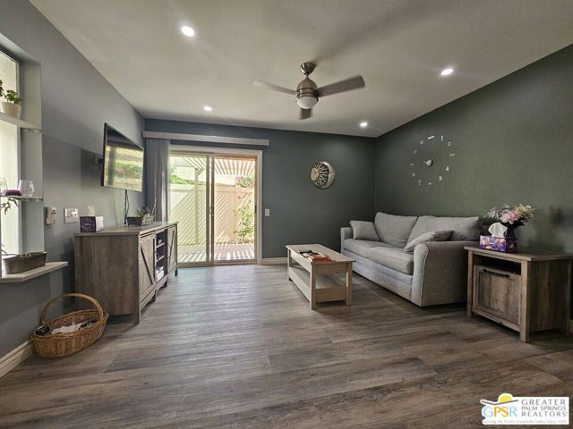 1333 Sunflower Circle, Palm Springs, CA 92262