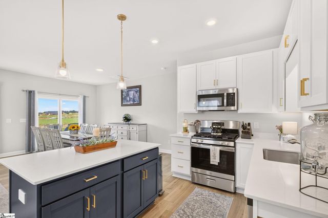 1528 Yellowwood Court, Reidville, SC 29388