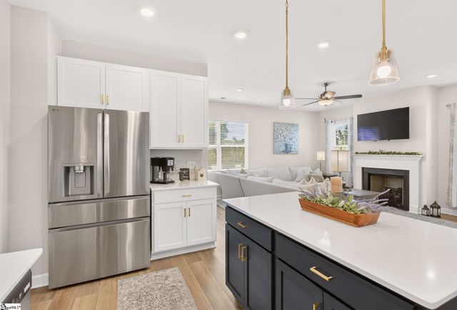 1528 Yellowwood Court, Reidville, SC 29388