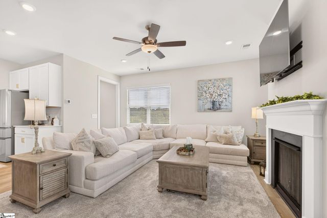 1528 Yellowwood Court, Reidville, SC 29388