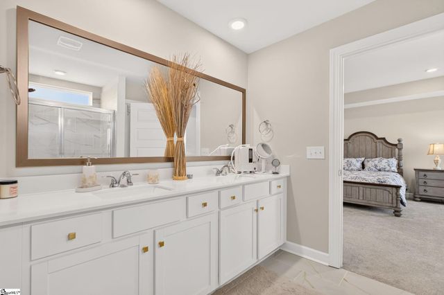 1528 Yellowwood Court, Reidville, SC 29388