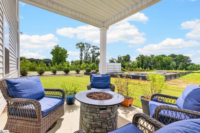 1528 Yellowwood Court, Reidville, SC 29388