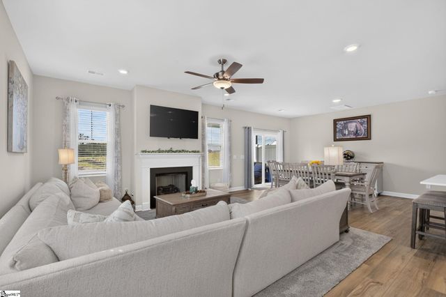 1528 Yellowwood Court, Reidville, SC 29388