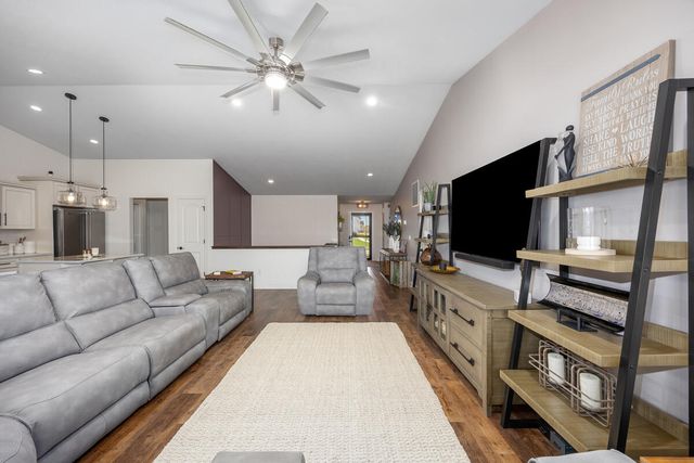 2629 Bloomingbud Lane, Kentwood, MI 49508