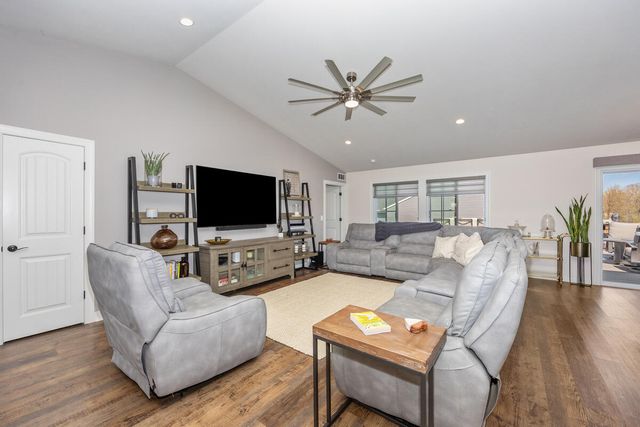 2629 Bloomingbud Lane, Kentwood, MI 49508
