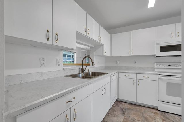 3871 EVERSHOLT STREET, Clermont, FL 34711