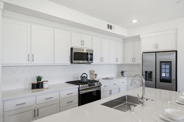 44908 Wisdom Road 203, Fremont, CA 94538