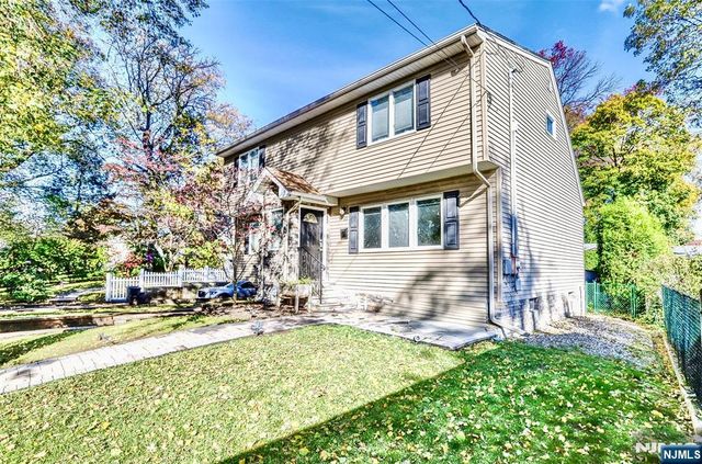 65 McDougall Lane, Bogota, NJ 07603