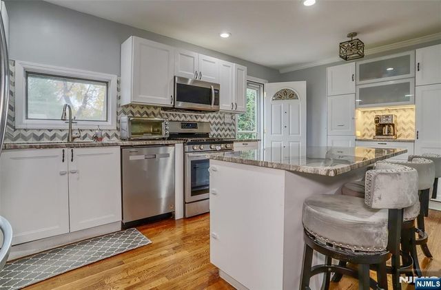 65 McDougall Lane, Bogota, NJ 07603