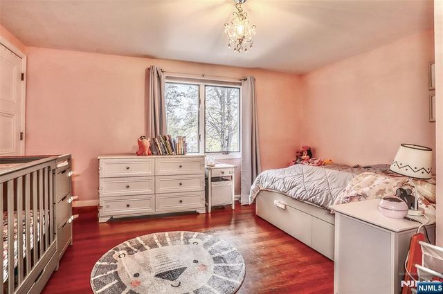 65 McDougall Lane, Bogota, NJ 07603