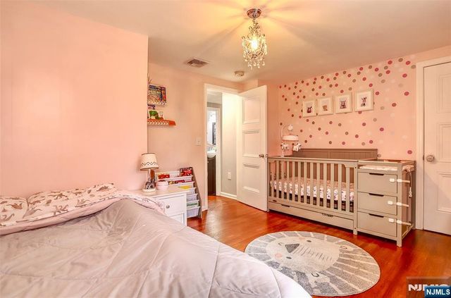 65 McDougall Lane, Bogota, NJ 07603