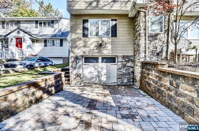 65 McDougall Lane, Bogota, NJ 07603