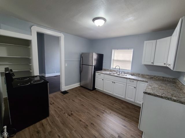 22 S Belleview Place, Indianapolis, IN 46222