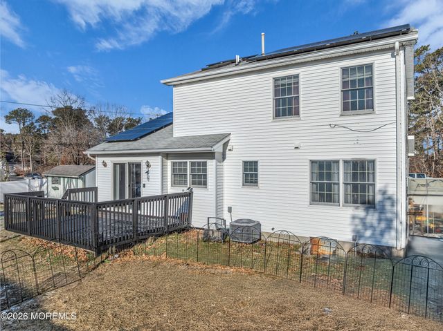 600 Lawrence Avenue, Toms River, NJ 08757