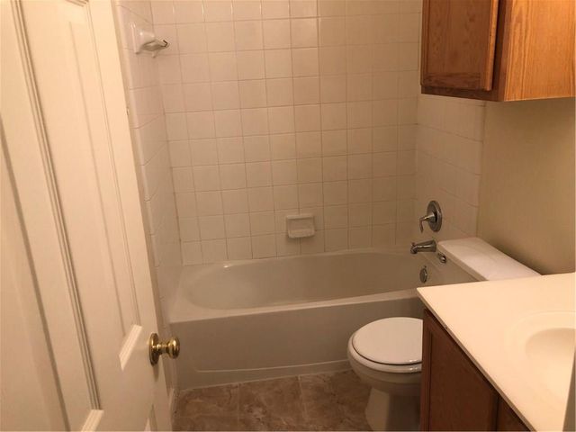 801 Ranchero RD, Leander, TX 78641