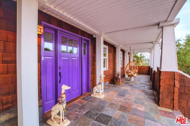 2172 Argyle Avenue, Los Angeles, CA 90068