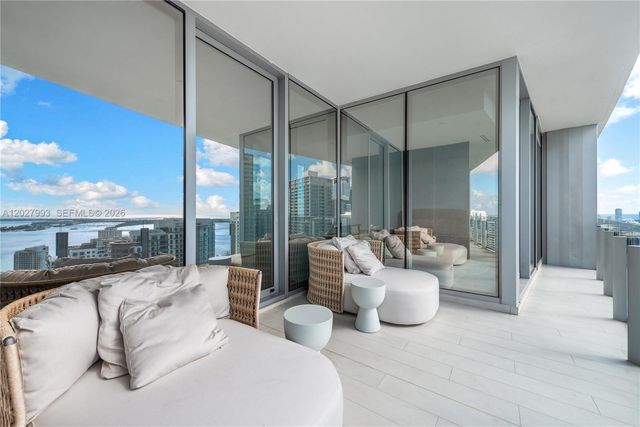 300 Biscayne Boulevard Way 3905W, Miami, FL 33131